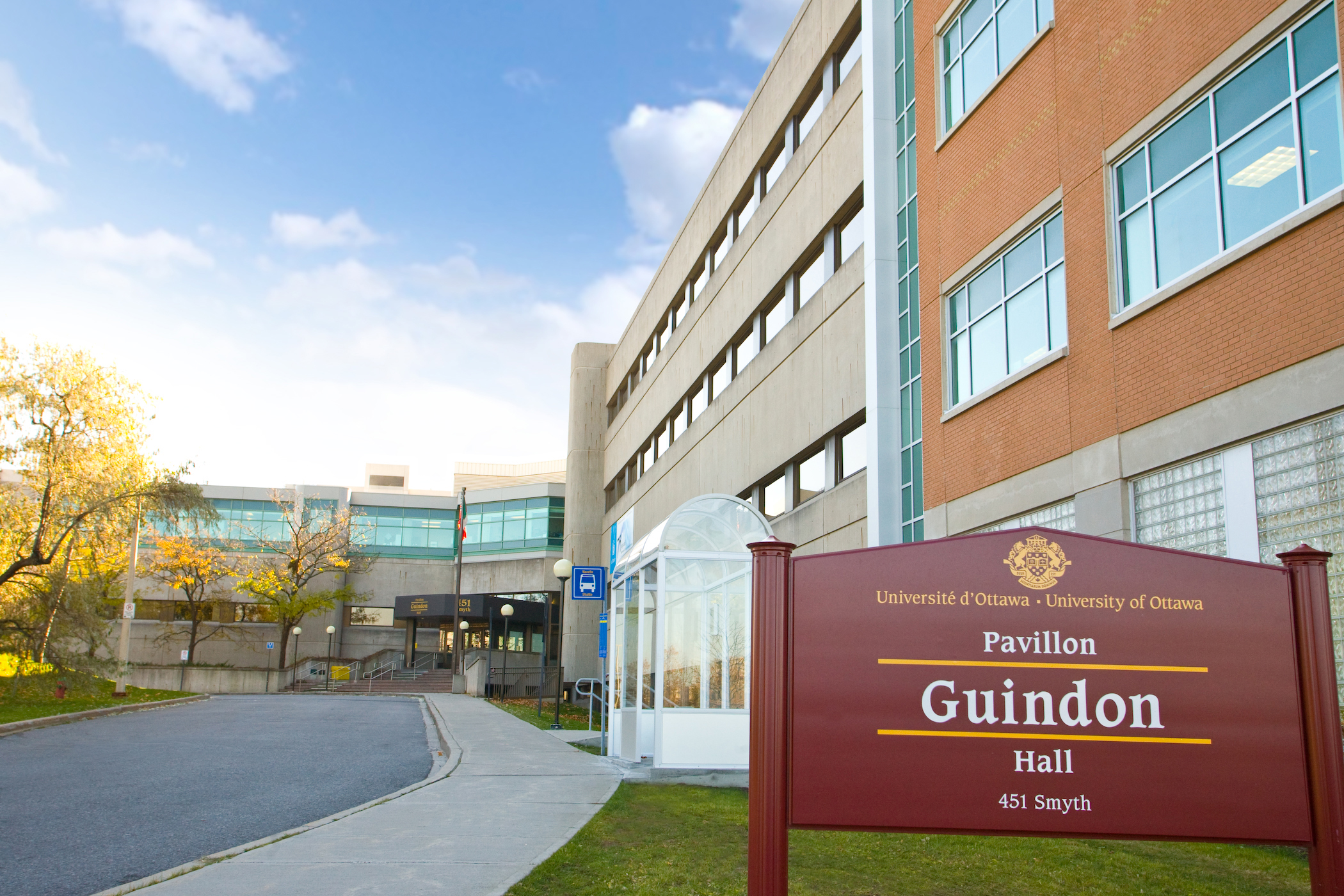 Faculty of Medicine, University of Ottawa (Roger Guindon Hall - RGN)